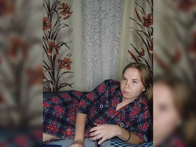 Kisa-malaya live cam on BongaCams