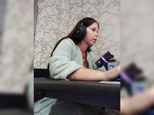 Kisa-malaya live cam on BongaCams