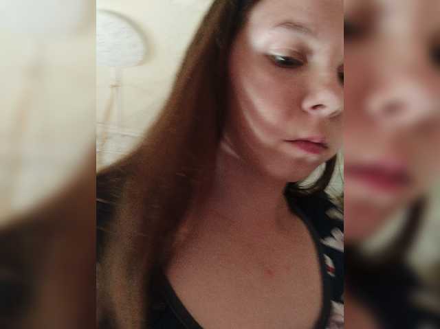 Kisa-malaya live cam on BongaCams