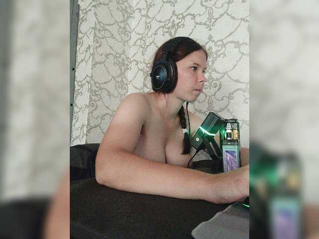 Kisa-malaya live cam on BongaCams