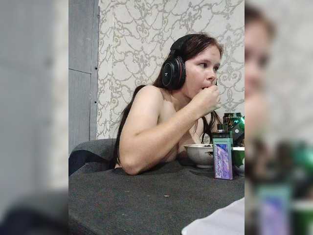 Kisa-malaya live cam on BongaCams