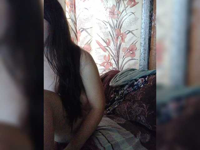 Kisa-malaya live cam on BongaCams
