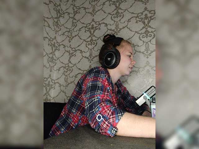 Kisa-malaya live cam on BongaCams