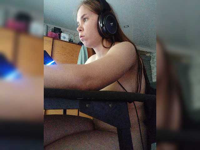 Kisa-malaya live cam on BongaCams