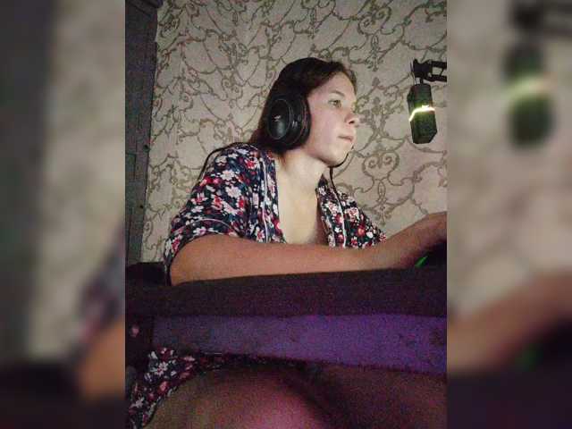 Kisa-malaya live cam on BongaCams
