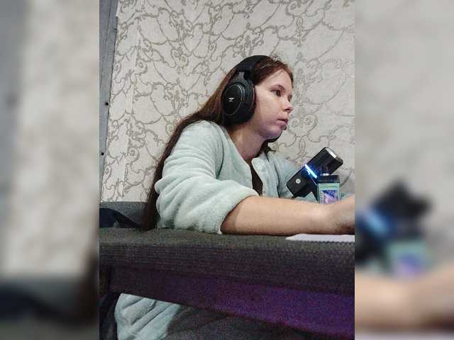 Kisa-malaya live cam on BongaCams