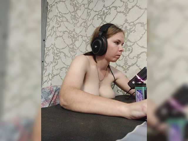 Kisa-malaya live cam on BongaCams