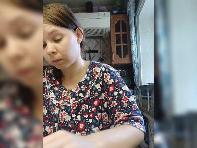 Kisa-malaya live cam on BongaCams