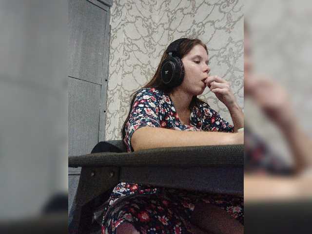 Kisa-malaya live cam on BongaCams