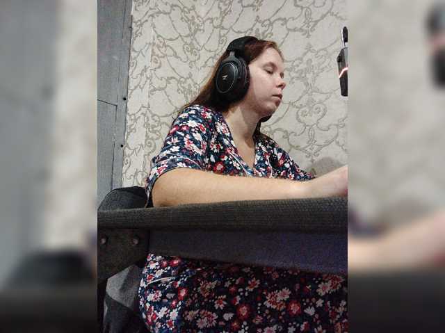 Kisa-malaya live cam on BongaCams