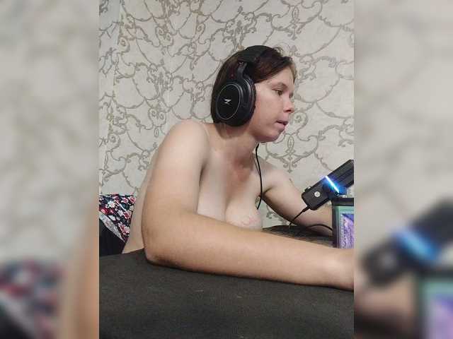 Kisa-malaya live cam on BongaCams
