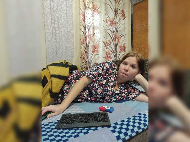 Kisa-malaya live cam on BongaCams