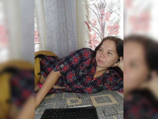 Kisa-malaya live cam on BongaCams