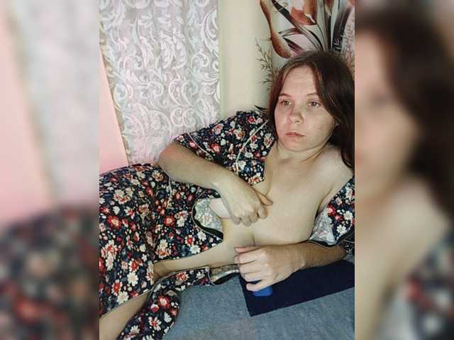 Kisa-malaya live cam on BongaCams