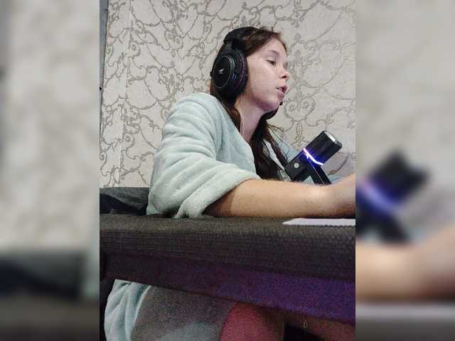 Kisa-malaya live cam on BongaCams