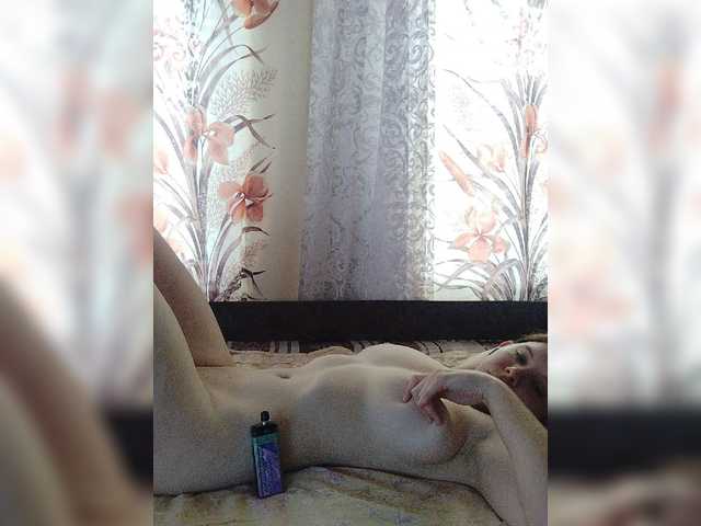 Kisa-malaya live cam on BongaCams