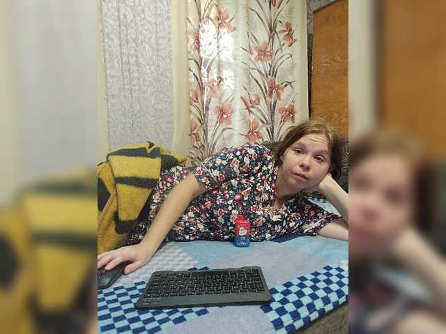 Kisa-malaya live cam on BongaCams