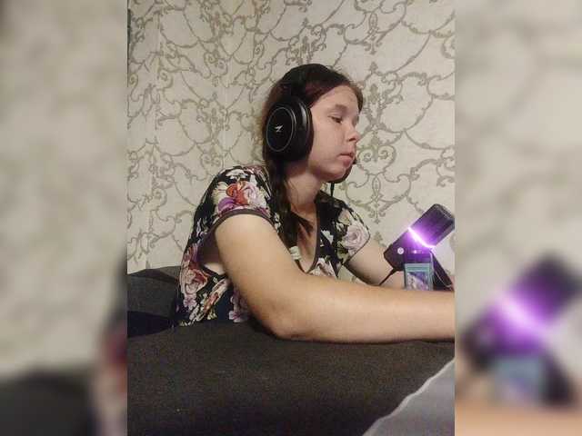 Kisa-malaya live cam on BongaCams