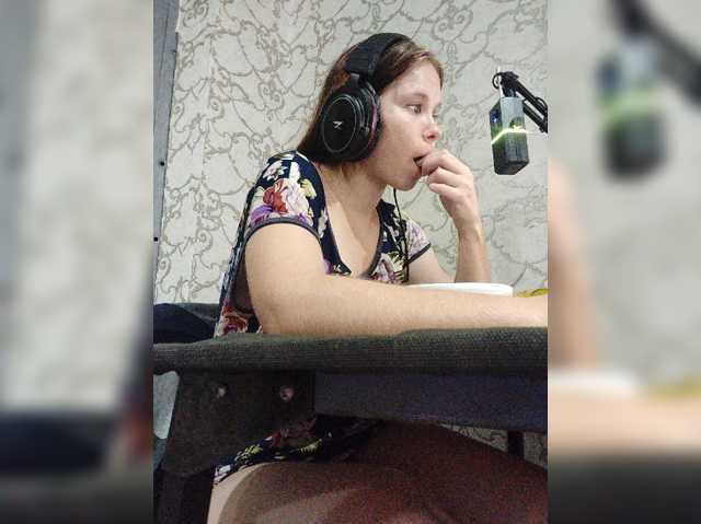 Kisa-malaya live cam on BongaCams