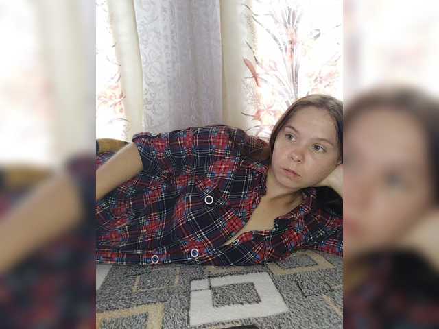 Kisa-malaya live cam on BongaCams