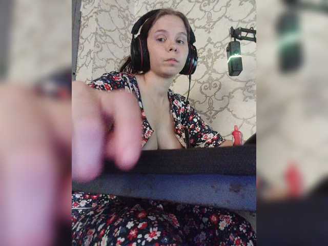 Kisa-malaya live cam on BongaCams