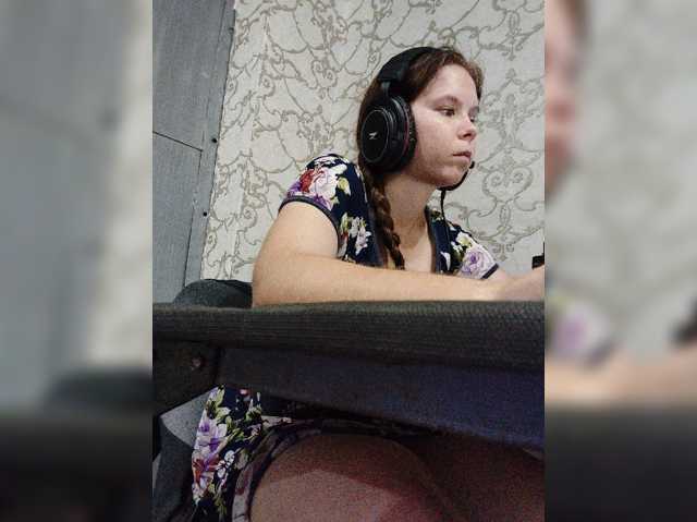 Kisa-malaya live cam on BongaCams