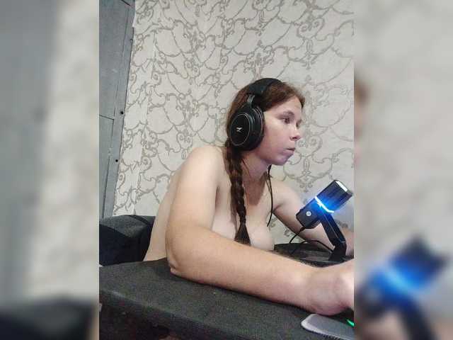 Kisa-malaya live cam on BongaCams