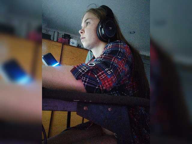 Kisa-malaya live cam on BongaCams