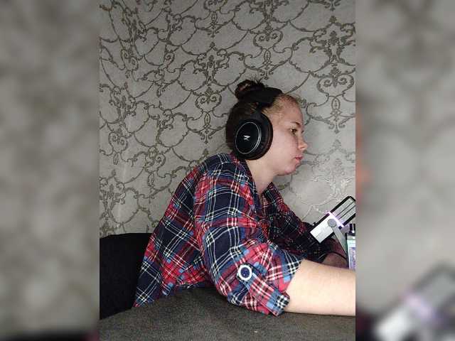 Kisa-malaya live cam on BongaCams