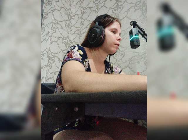 Kisa-malaya live cam on BongaCams