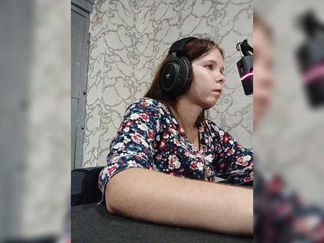 Kisa-malaya live cam on BongaCams