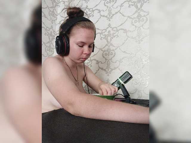 Kisa-malaya live cam on BongaCams