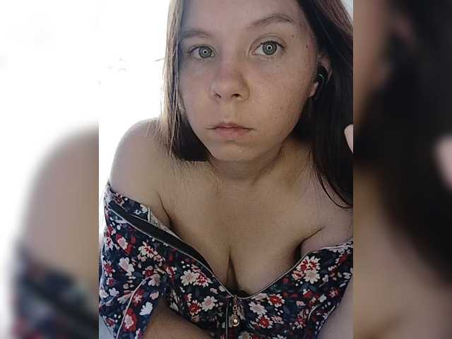 Kisa-malaya live cam on BongaCams