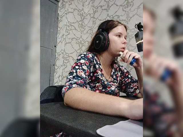 Kisa-malaya live cam on BongaCams