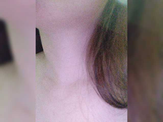 Kisa-malaya live cam on BongaCams