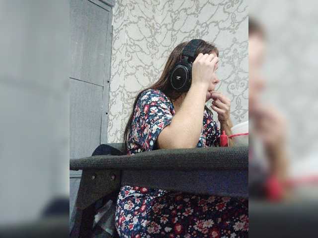 Kisa-malaya live cam on BongaCams