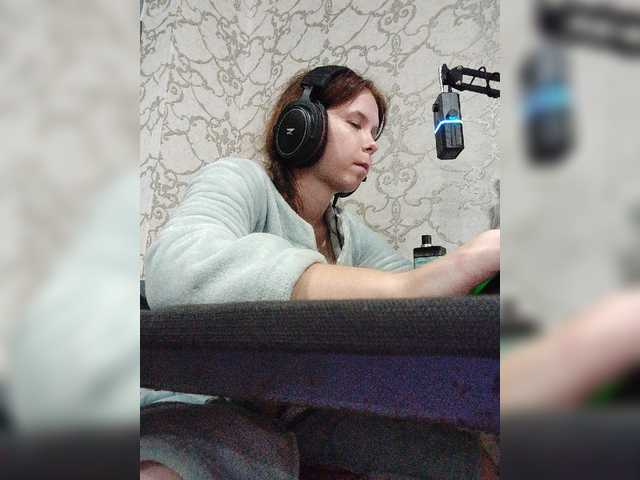 Kisa-malaya live cam on BongaCams