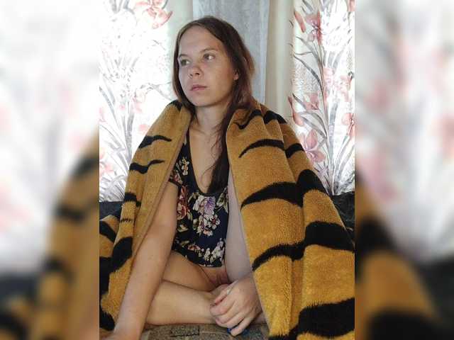 Kisa-malaya live cam on BongaCams