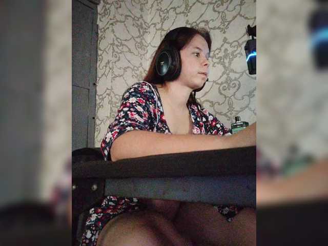 Kisa-malaya live cam on BongaCams