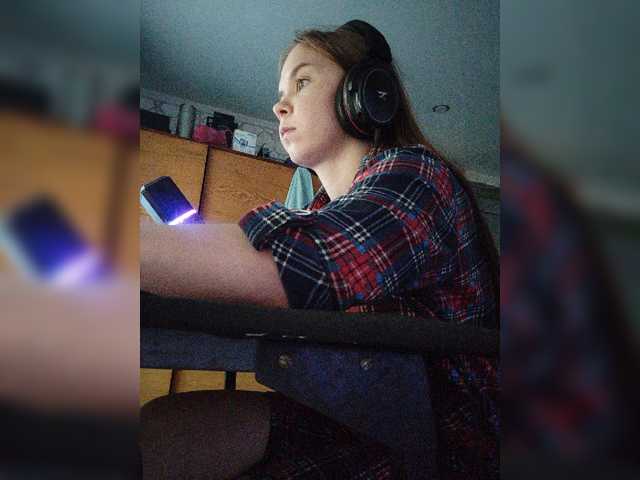 Kisa-malaya live cam on BongaCams