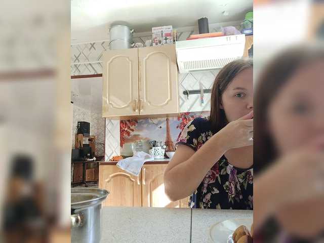 Kisa-malaya live cam on BongaCams