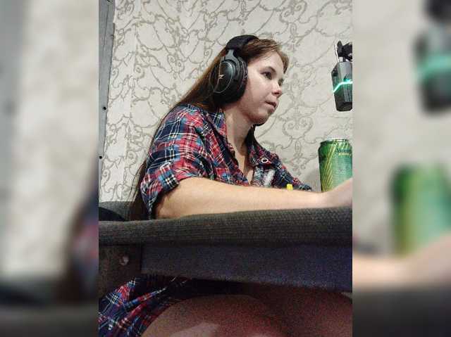 Kisa-malaya live cam on BongaCams
