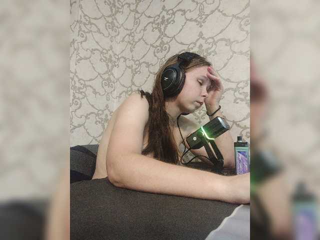 Kisa-malaya live cam on BongaCams