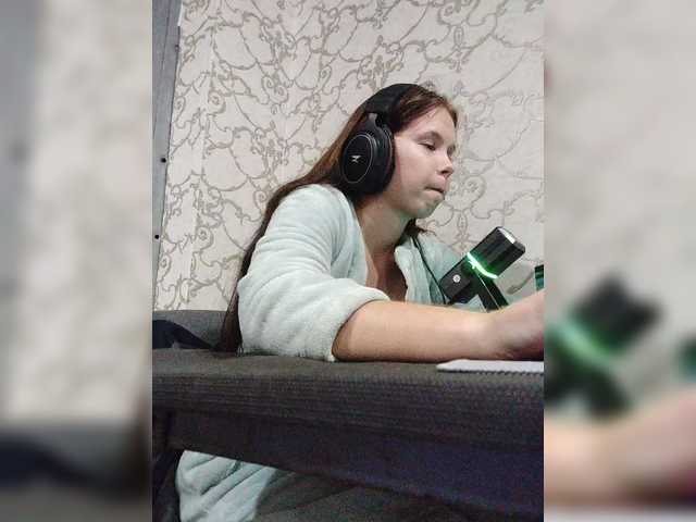 Kisa-malaya live cam on BongaCams