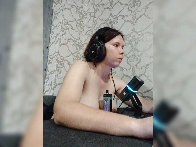 Kisa-malaya live cam on BongaCams