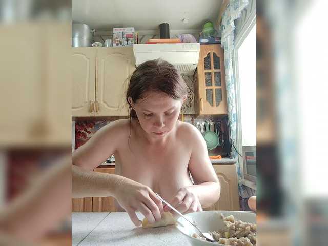 Kisa-malaya live cam on BongaCams