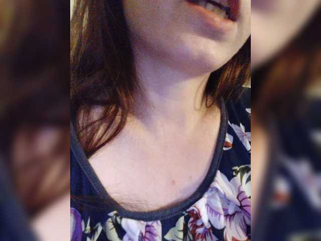 Kisa-malaya live cam on BongaCams