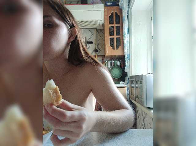 Kisa-malaya live cam on BongaCams