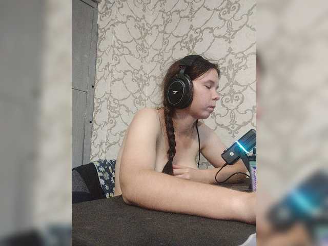 Kisa-malaya live cam on BongaCams