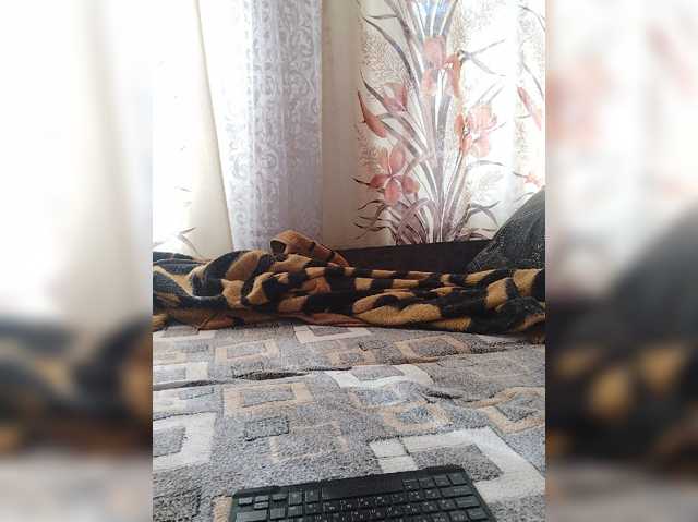 Kisa-malaya live cam on BongaCams